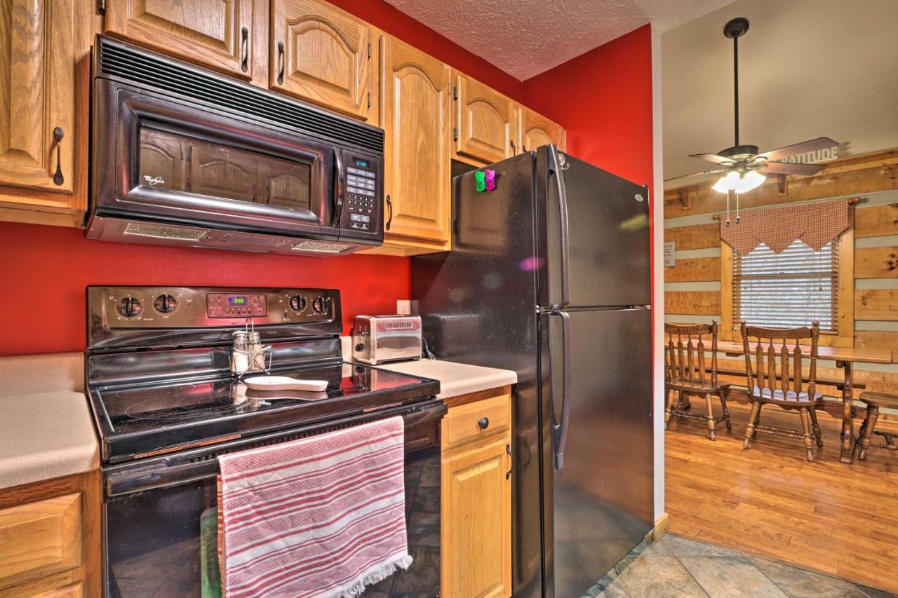Pigeon Forge Cabin With Hot Tub, 12 Mi To Dollywood! Esterno foto