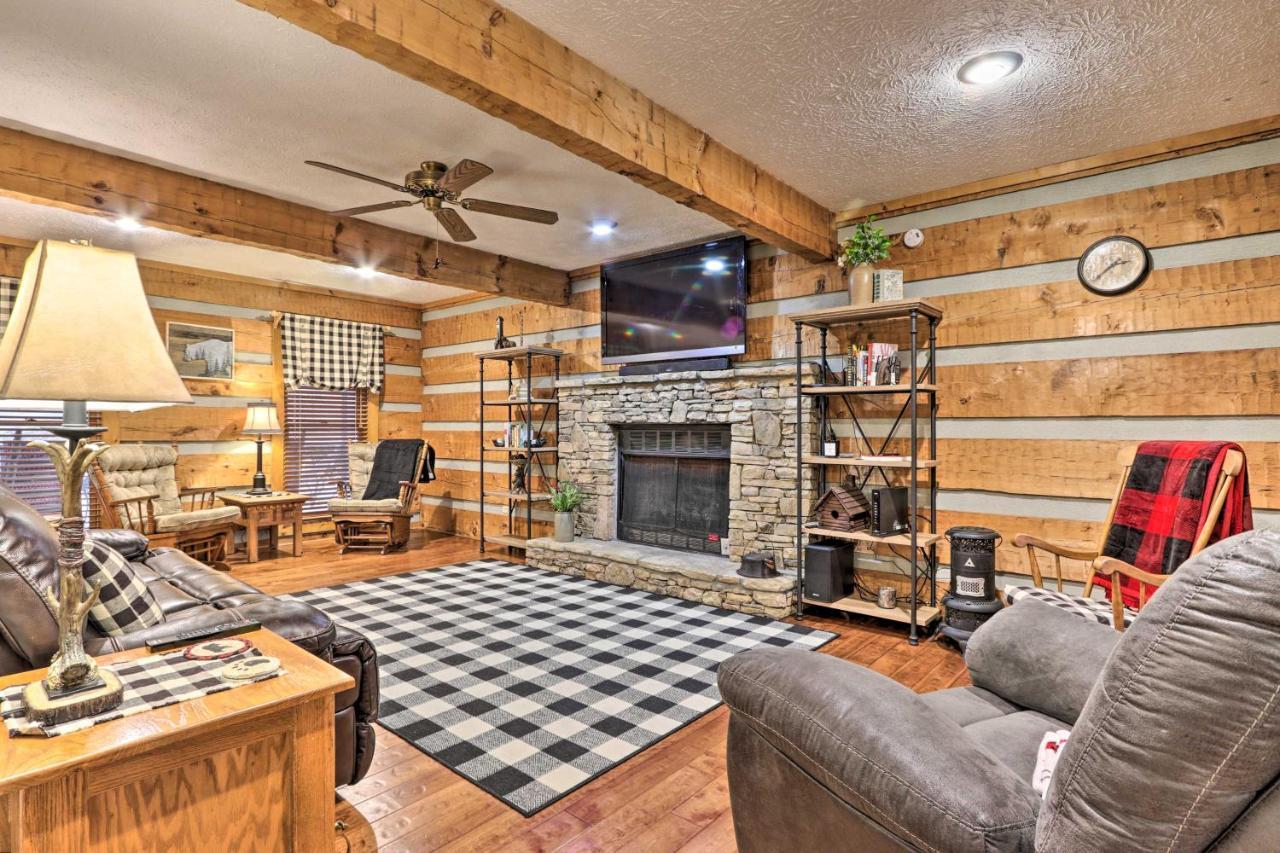 Pigeon Forge Cabin With Hot Tub, 12 Mi To Dollywood! Esterno foto